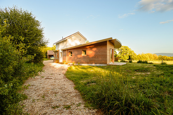 _JSP7762-HDR